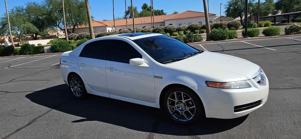2005 Acura TL 3rd Gen - Image 2 of 9