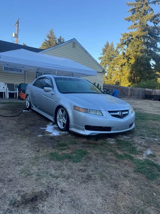 2005 Acura TL 3rd Gen - Image 2 of 11