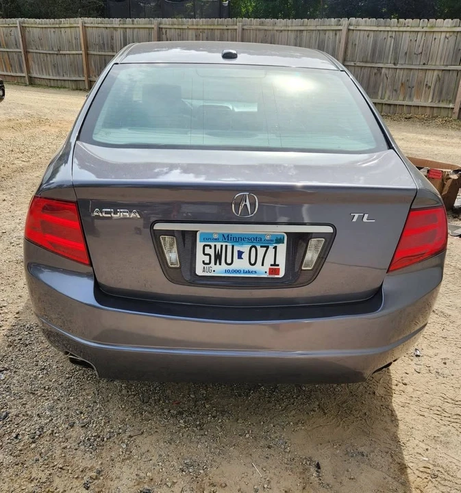 2005 Acura TL 3rd Gen - Image 2 of 10