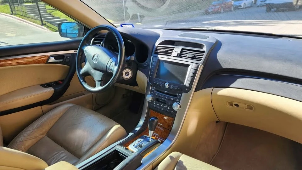 2005 Acura TL 3rd Gen - Image 4 of 7