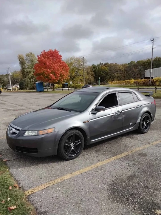 2005 Acura TL 3rd Gen - Image 2 of 9