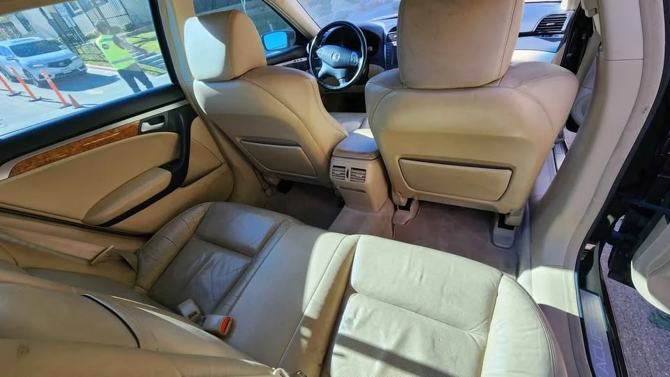 2005 Acura TL 3rd Gen - Image 6 of 7