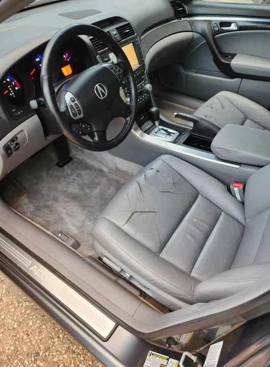 2005 Acura TL 3rd Gen - Image 5 of 10