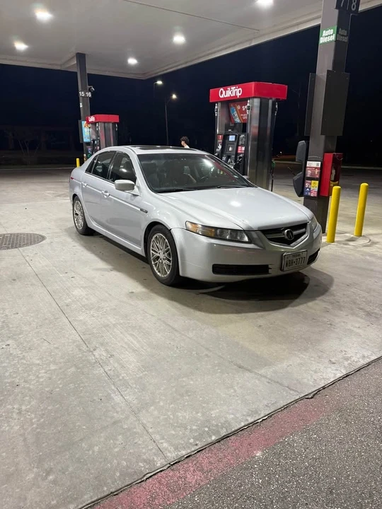 2005 Acura TL 3rd Gen - Image 2 of 4