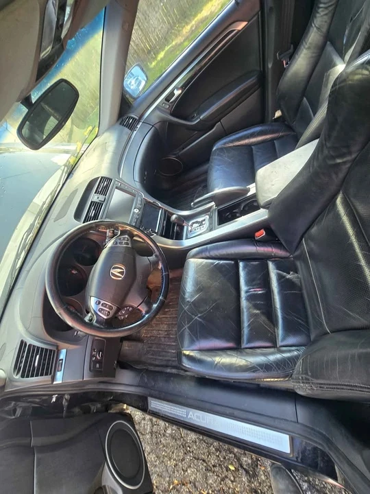 2005 Acura TL 3rd Gen - Image 3 of 8