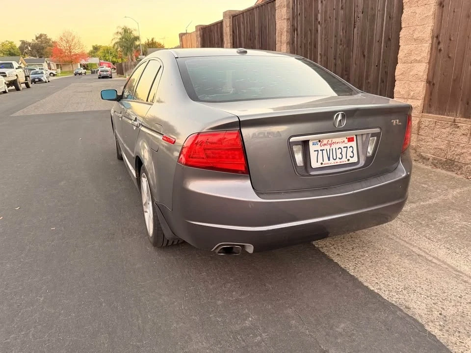2005 Acura TL 3rd Gen - Image 5 of 5