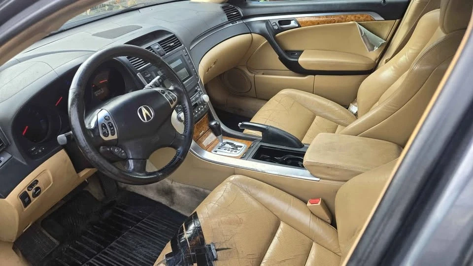 2005 Acura TL 3rd Gen - Image 6 of 7