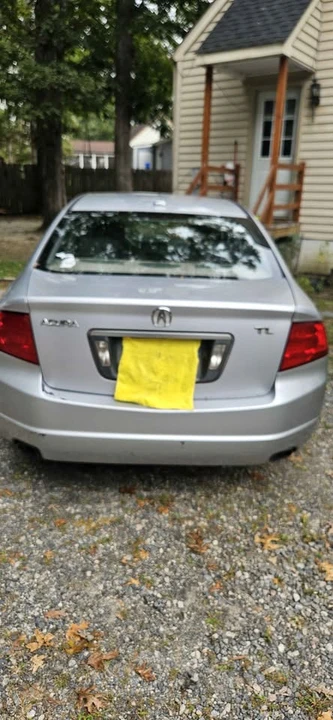 2005 Acura TL 3rd Gen - Image 2 of 7