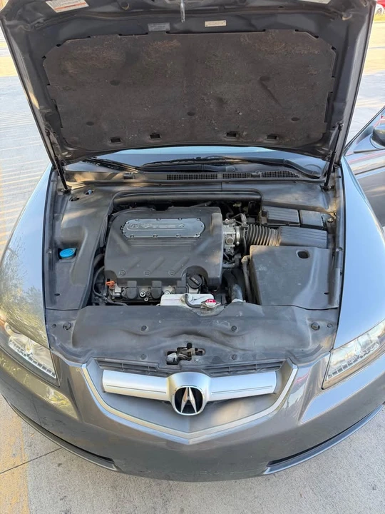 2005 Acura TL 3rd Gen - Image 17 of 20