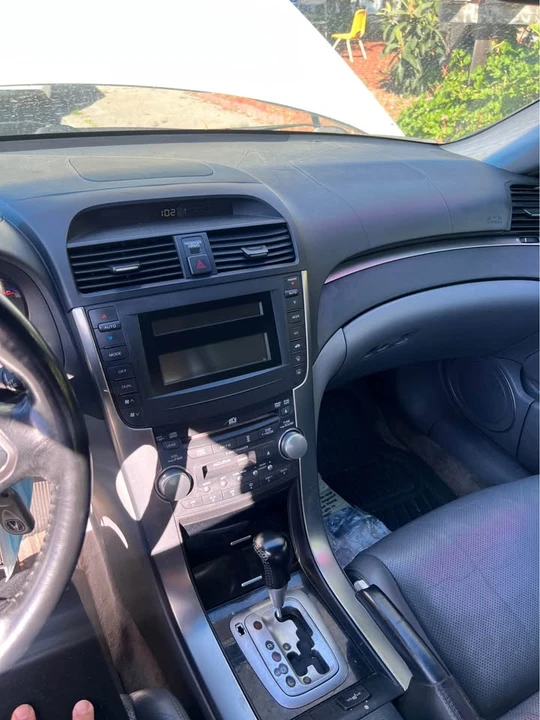 2005 Acura TL 3rd Gen - Image 13 of 18