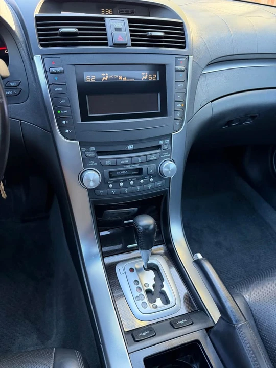 2005 Acura TL 3rd Gen - Image 18 of 20