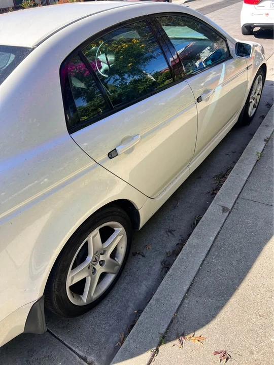 2005 Acura TL 3rd Gen - Image 8 of 18
