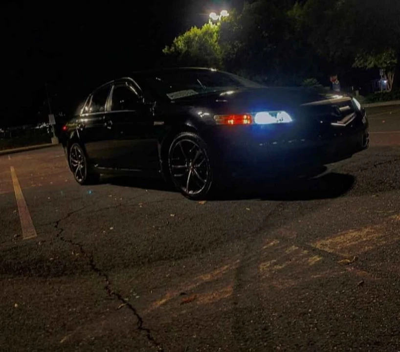 2005 Acura TL 3rd Gen - Image 8 of 8