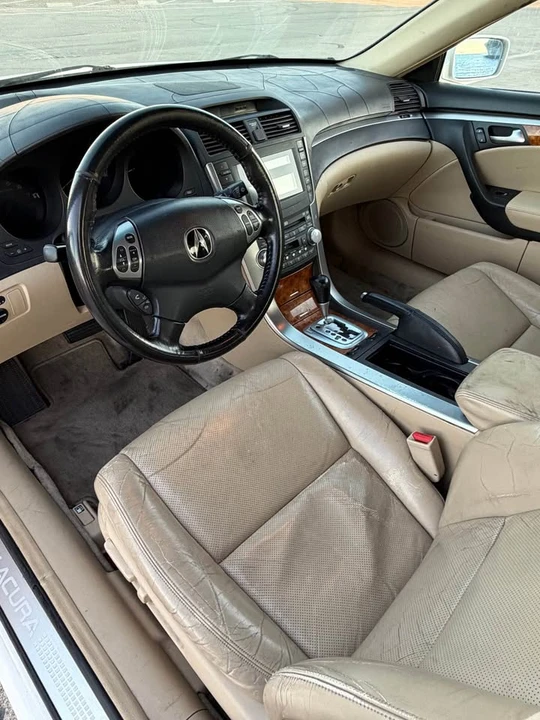 2005 Acura TL 3rd Gen - Image 4 of 10