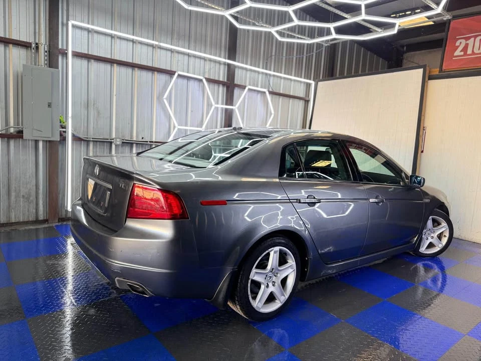 2005 Acura TL 3rd Gen - Image 8 of 10