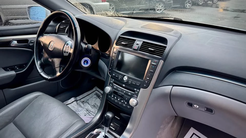 2005 Acura TL 3rd Gen - Image 16 of 20