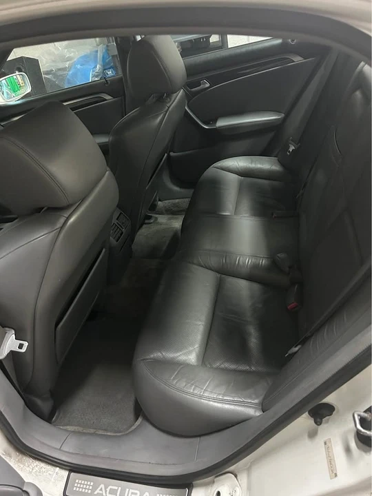 2005 Acura TL 3rd Gen - Image 6 of 8