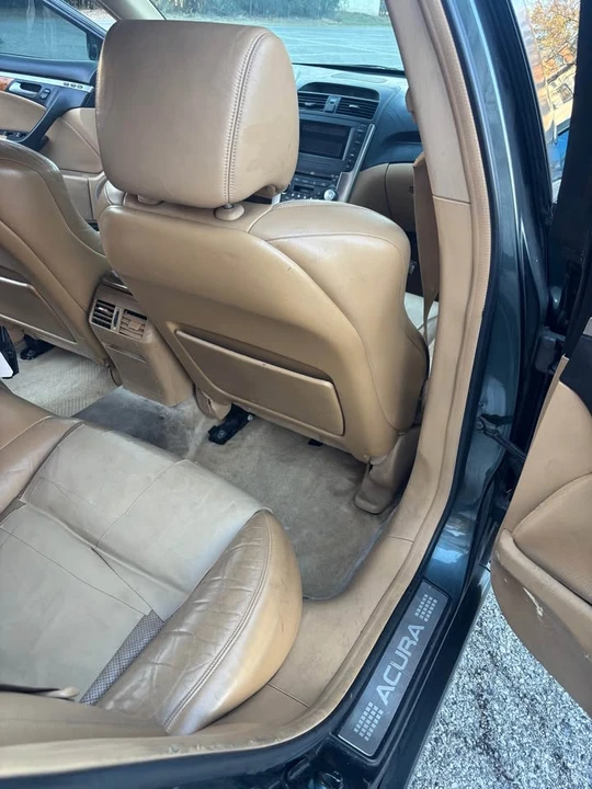 2005 Acura TL 3rd Gen - Image 9 of 10
