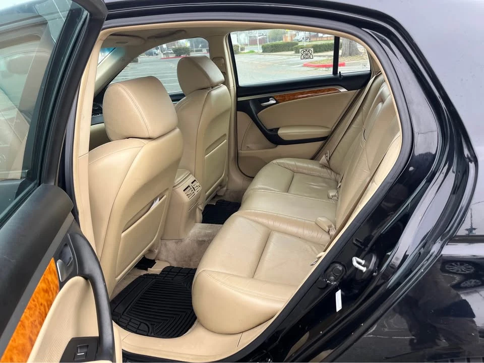 2005 Acura TL 3rd Gen - Image 11 of 18