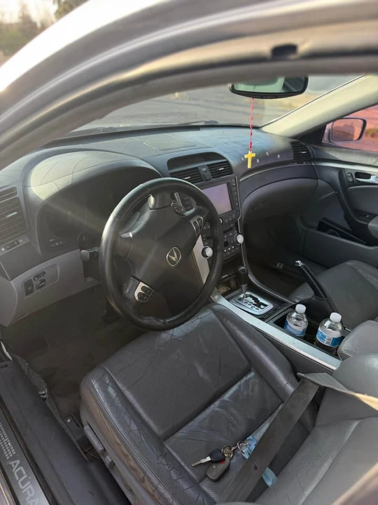 2005 Acura TL 3rd Gen - Image 4 of 4