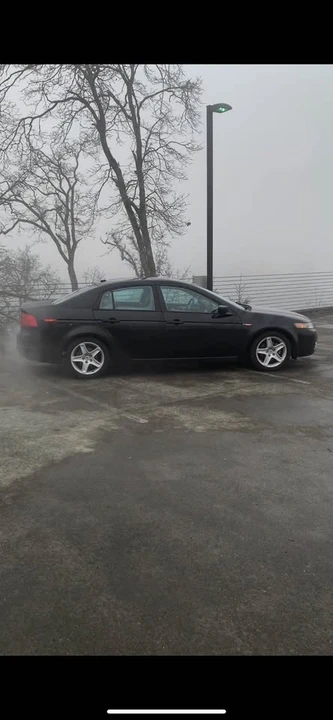 2005 Acura TL 3rd Gen - Image 2 of 3