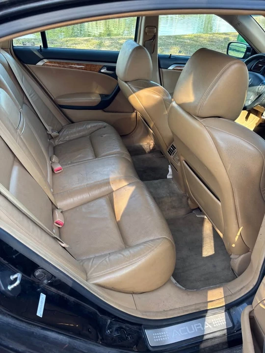 2005 Acura TL 3rd Gen - Image 12 of 19