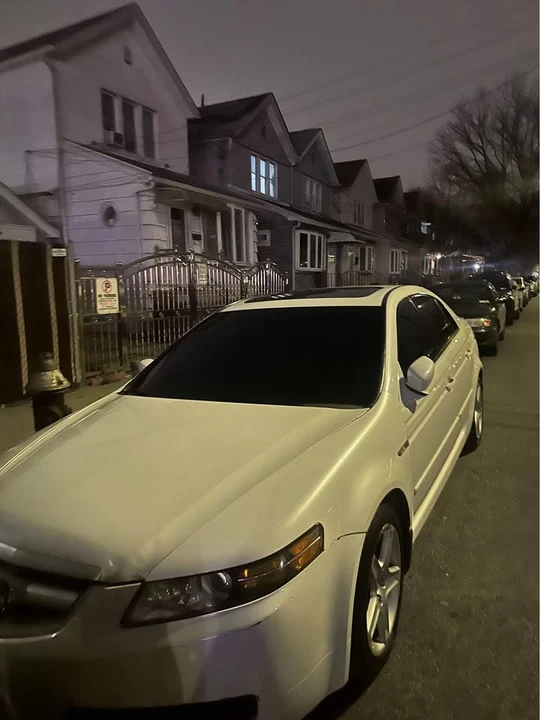 2005 Acura TL 3rd Gen - Image 4 of 4