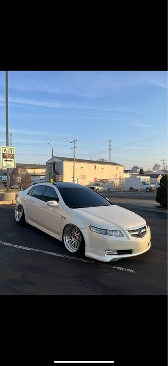 2005 Acura TL 3rd Gen - Image 8 of 20