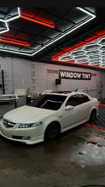 2005 Acura TL 3rd Gen - Image 15 of 20