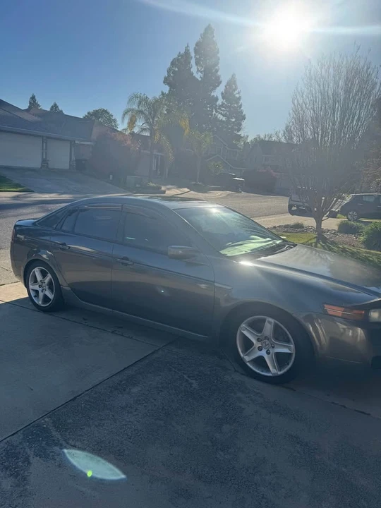 2005 Acura TL 3rd Gen - Image 2 of 8