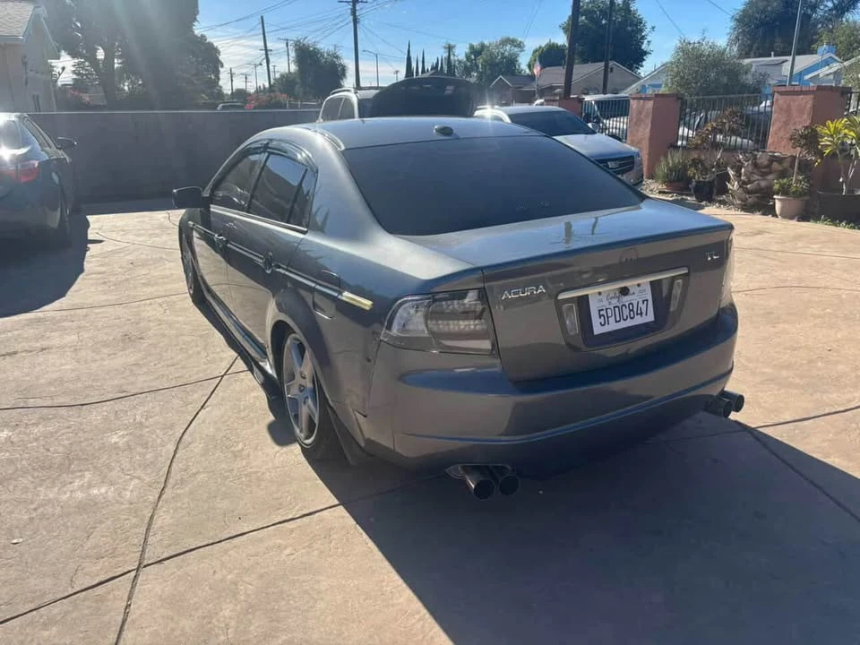 2005 Acura TL 3rd Gen - Image 4 of 4