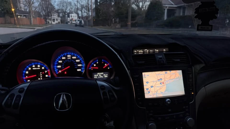 2005 Acura TL 3rd Gen - Image 17 of 20