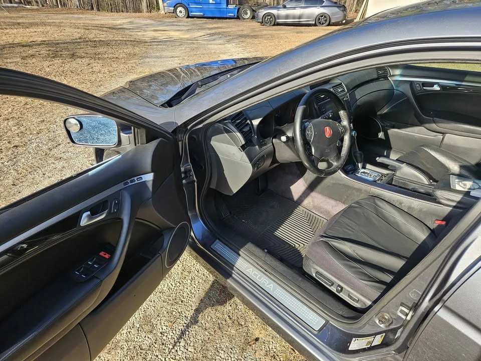 2005 Acura TL 3rd Gen - Image 9 of 11