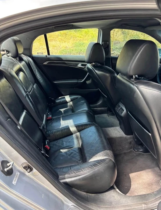 2005 Acura TL 3rd Gen - Image 2 of 4