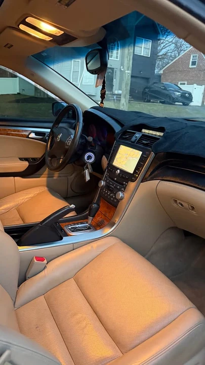 2005 Acura TL 3rd Gen - Image 15 of 20
