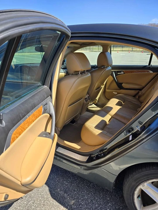 2005 Acura TL 3rd Gen - Image 9 of 9