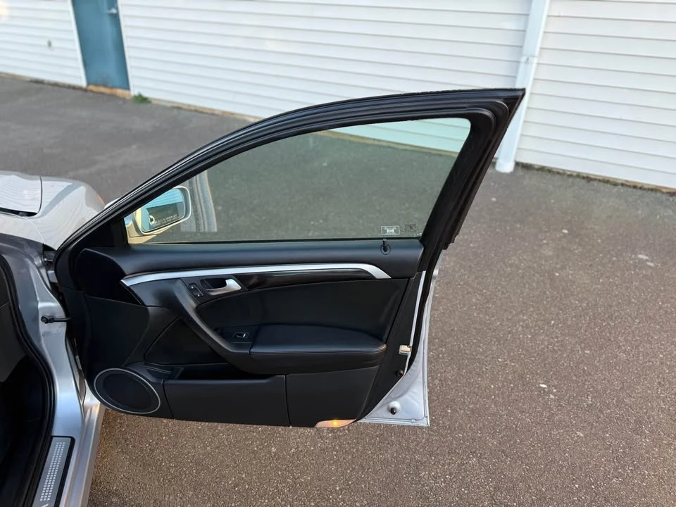 2005 Acura TL 3rd Gen - Image 18 of 18