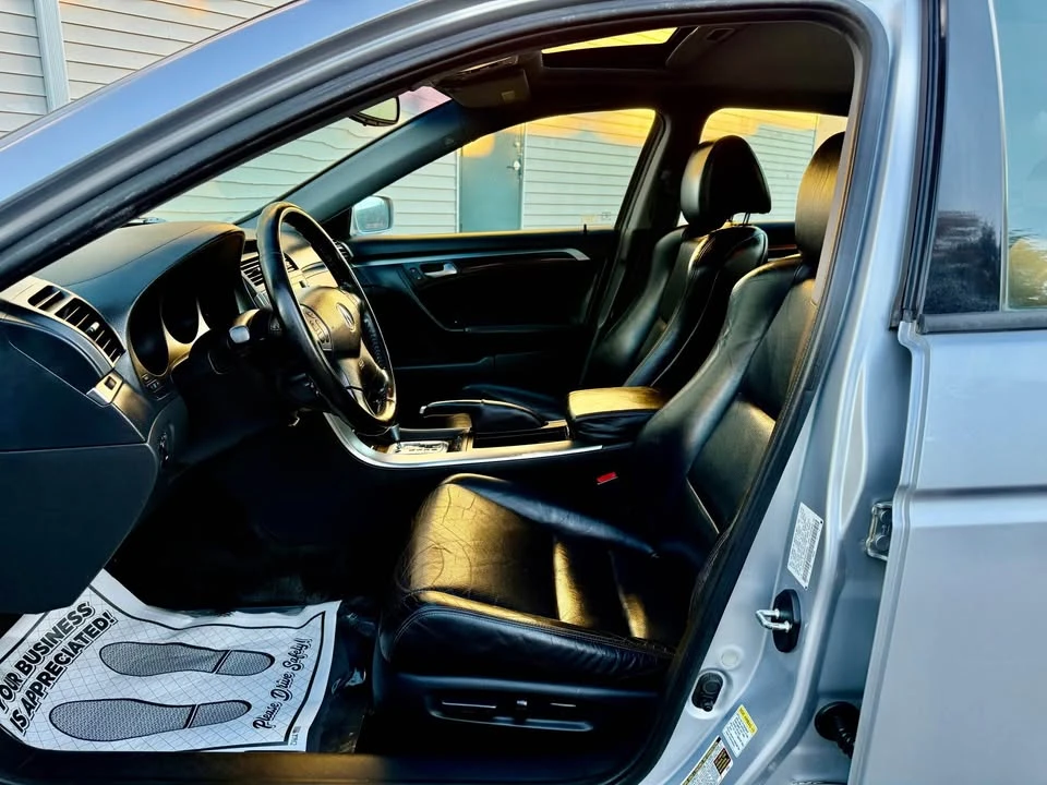 2005 Acura TL 3rd Gen - Image 13 of 18