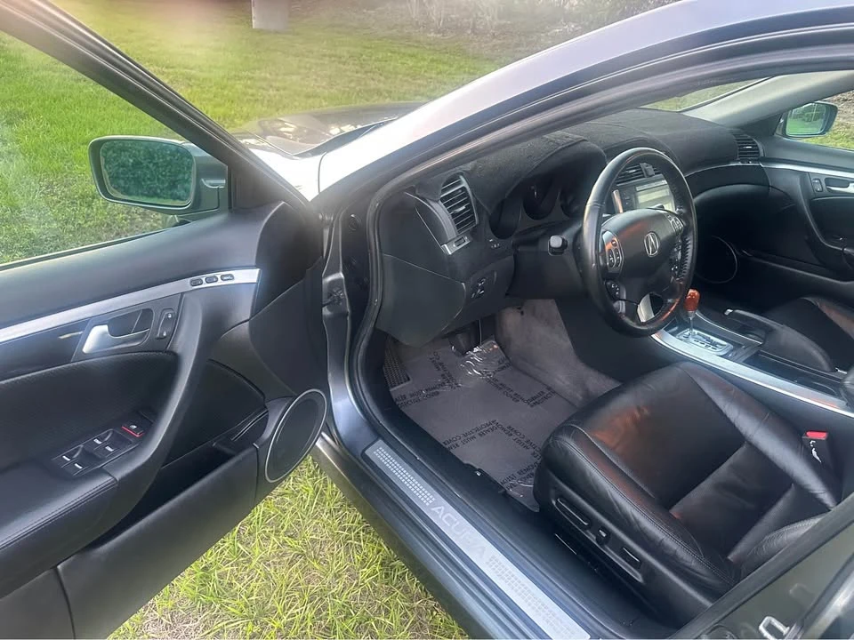 2005 Acura TL 3rd Gen - Image 6 of 17