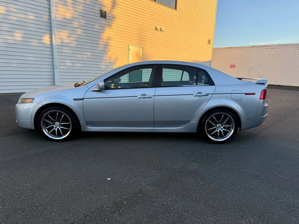 2005 Acura TL 3rd Gen - Image 8 of 18