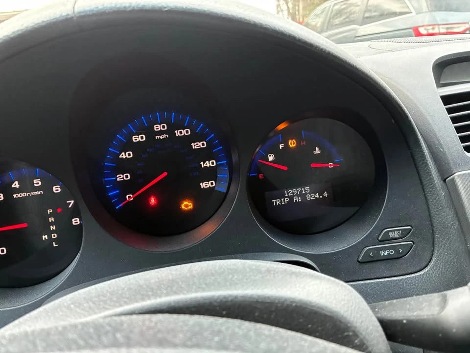 2005 Acura TL 3rd Gen - Image 3 of 8