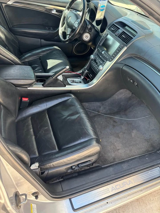 2005 Acura TL 3rd Gen - Image 9 of 9