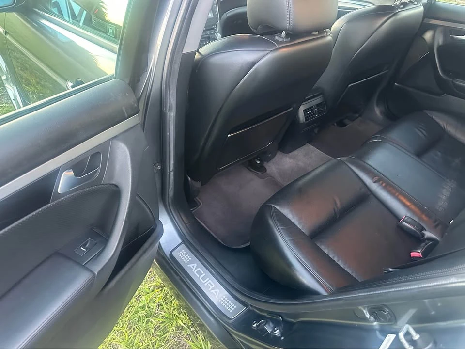 2005 Acura TL 3rd Gen - Image 8 of 17