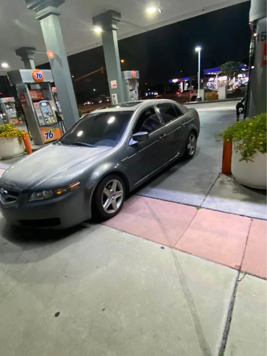 2005 Acura TL 3rd Gen - Image 4 of 12