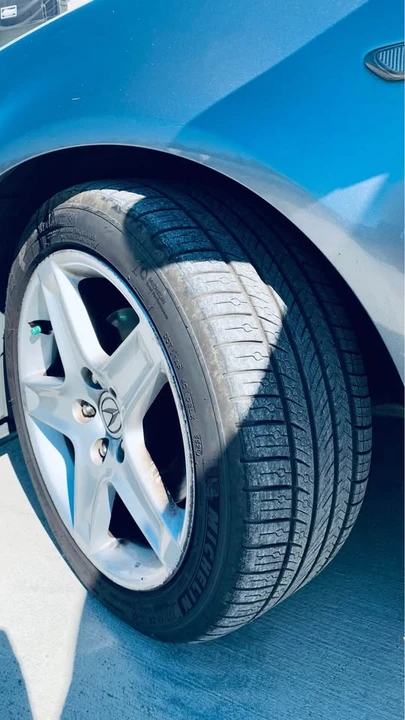 2005 Acura TL 3rd Gen - Image 9 of 20