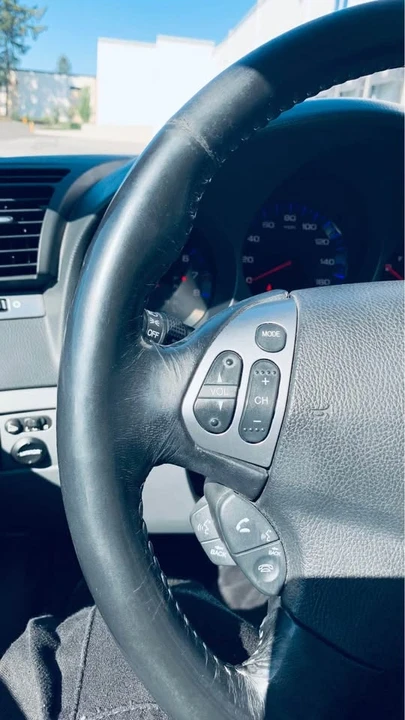 2005 Acura TL 3rd Gen - Image 19 of 20