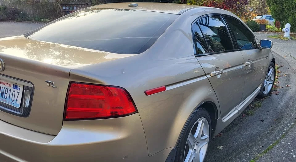 2005 Acura TL 3rd Gen - Image 6 of 20