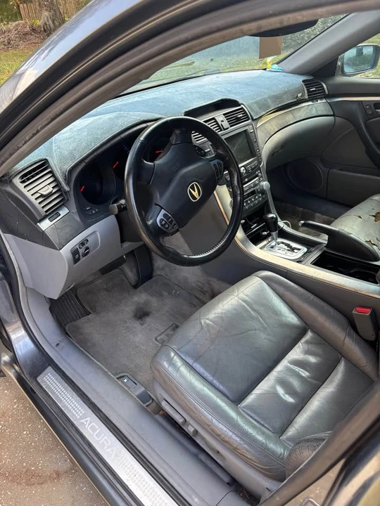 2005 Acura TL 3rd Gen - Image 5 of 8
