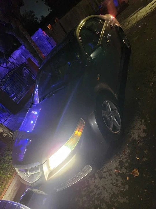 2005 Acura TL 3rd Gen - Image 6 of 8