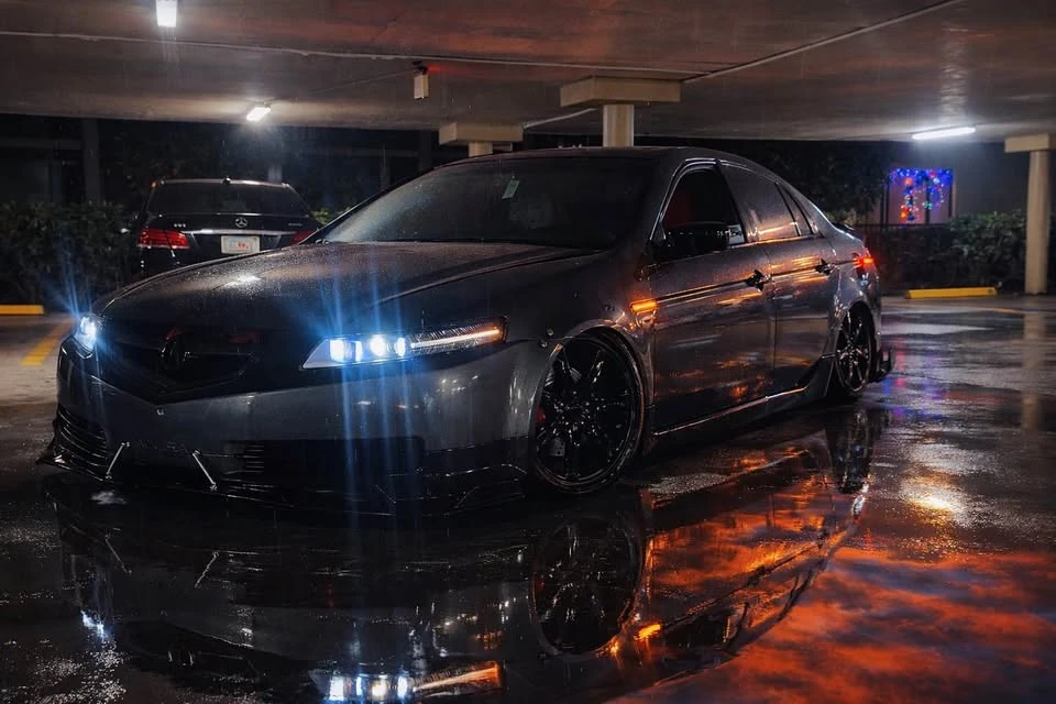 2005 Acura TL 3rd Gen - Image 4 of 4